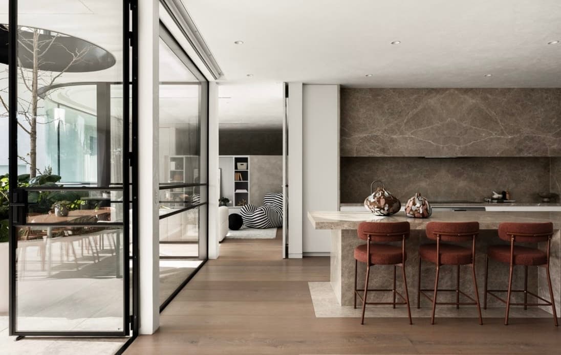 POLISHED PLASTER WALLS, CEILING & STAIRCASE- IVANHOE gallery view 4